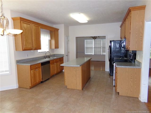 290 Robeson Street, Spring Lake, NC 28390