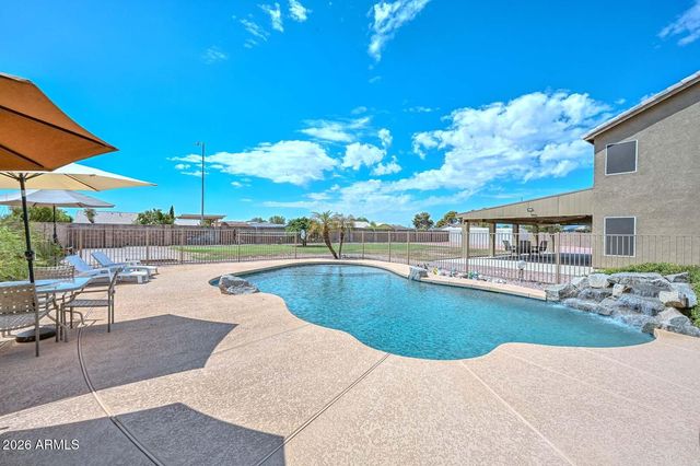 12317 W BERRY Lane, El Mirage, AZ 85335