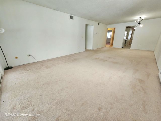 719 Kennely Road E-75, Saginaw, MI 48609