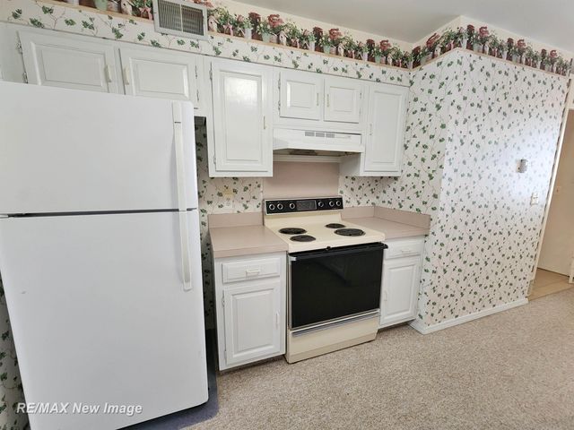 719 Kennely Road E-75, Saginaw, MI 48609