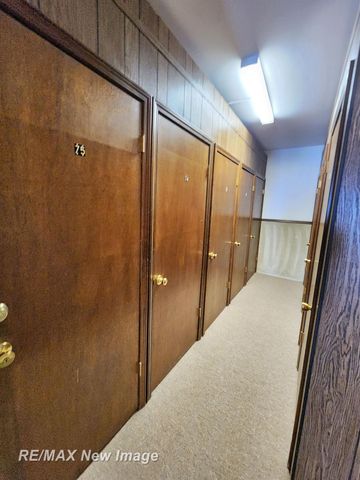 719 Kennely Road E-75, Saginaw, MI 48609