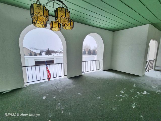 719 Kennely Road E-75, Saginaw, MI 48609