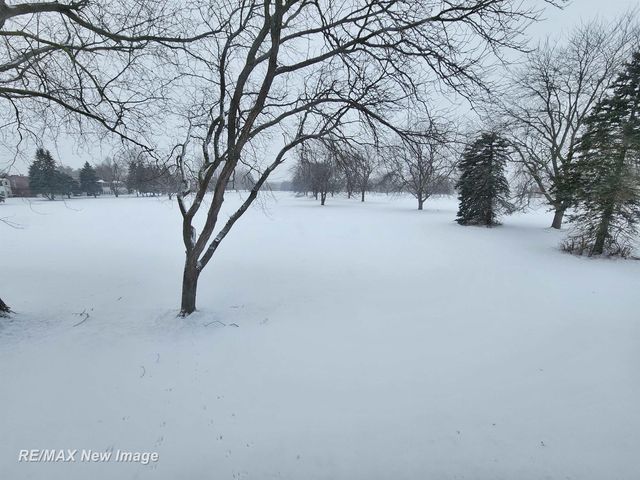 719 Kennely Road E-75, Saginaw, MI 48609