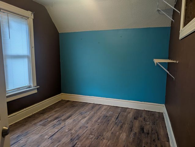 315 Chatsworth Street N, Saint Paul, MN 55104