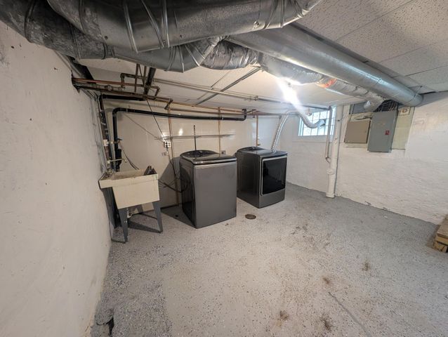 315 Chatsworth Street N, Saint Paul, MN 55104