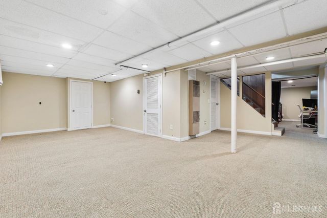 421 N Lincoln Avenue N, Middlesex, NJ 08846