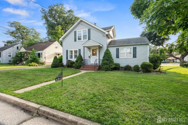 421 N Lincoln Avenue N, Middlesex, NJ 08846