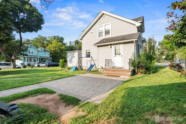 421 N Lincoln Avenue N, Middlesex, NJ 08846
