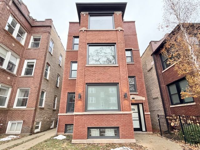 4908 N Rockwell Street 2, Chicago, IL 60625