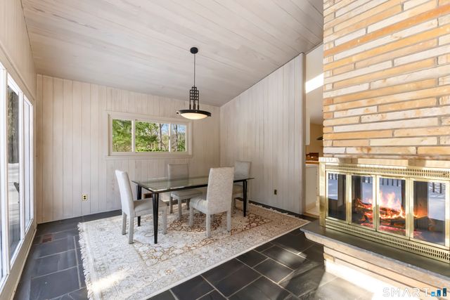 5 Old Wagon Road, Stamford, CT 06903