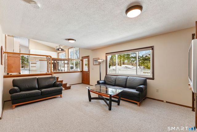 5 Old Wagon Road, Stamford, CT 06903