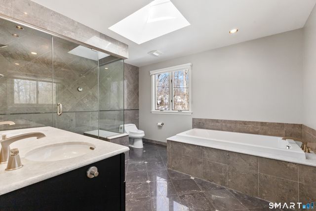 5 Old Wagon Road, Stamford, CT 06903