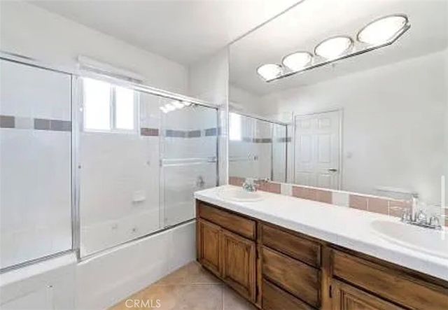 5200 Premiere Hills Circle 244, Woodland Hills, CA 91364