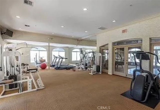 5200 Premiere Hills Circle 244, Woodland Hills, CA 91364
