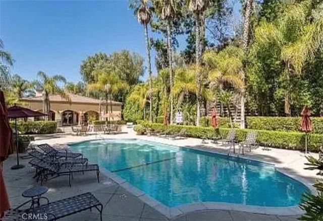 5200 Premiere Hills Circle 244, Woodland Hills, CA 91364