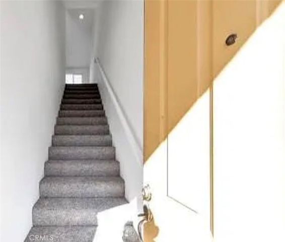 5200 Premiere Hills Circle 244, Woodland Hills, CA 91364