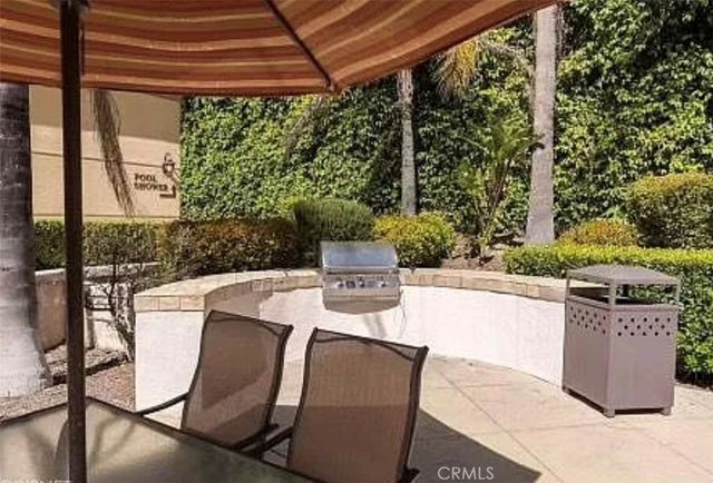 5200 Premiere Hills Circle 244, Woodland Hills, CA 91364