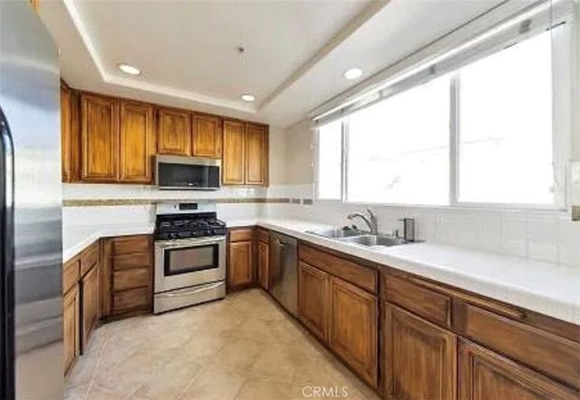 5200 Premiere Hills Circle 244, Woodland Hills, CA 91364