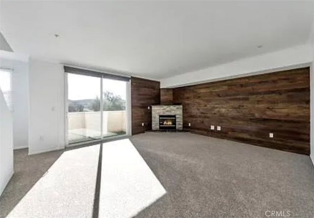 5200 Premiere Hills Circle 244, Woodland Hills, CA 91364