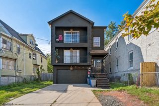 878 Livingston St, Elizabeth City, NJ 07201