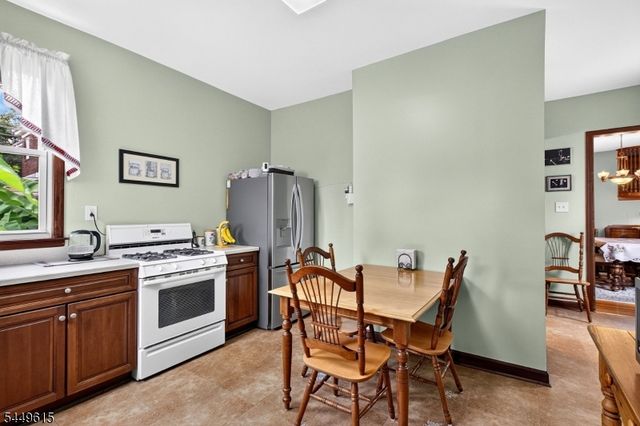 122 2nd Ave, Newark City, NJ 07104