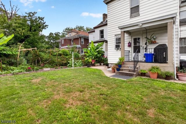 122 2nd Ave, Newark City, NJ 07104
