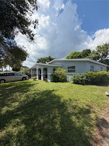 3631 NW 9th St, Lauderhill, FL 33311