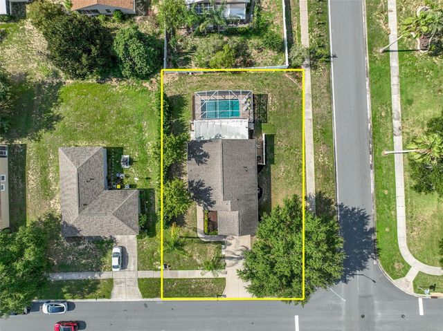 1390 WILLOW CREST DRIVE, Clermont, FL 34711