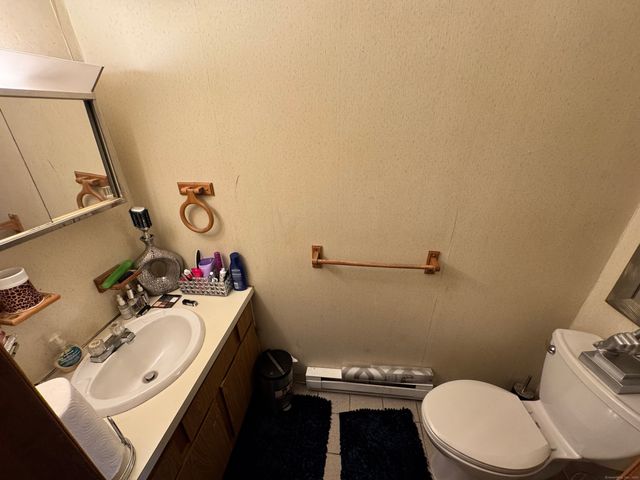 975 Meriden Road APT 109, Waterbury, CT 06705