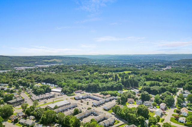 975 Meriden Road APT 109, Waterbury, CT 06705