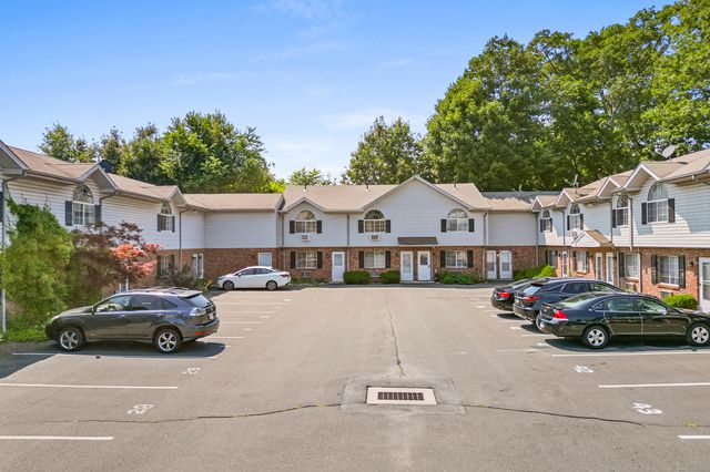 975 Meriden Road APT 109, Waterbury, CT 06705