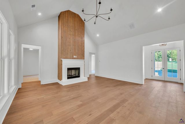 40 Laurel Ridge, Forsyth, GA 31029