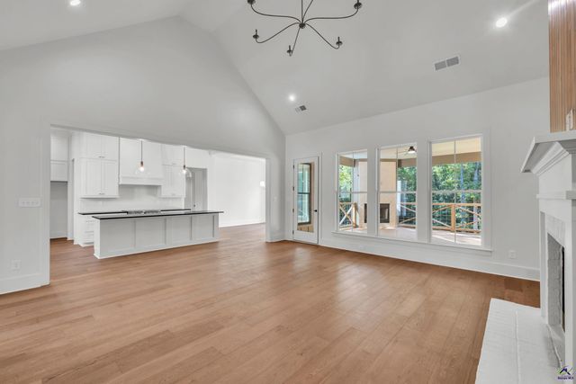 40 Laurel Ridge, Forsyth, GA 31029