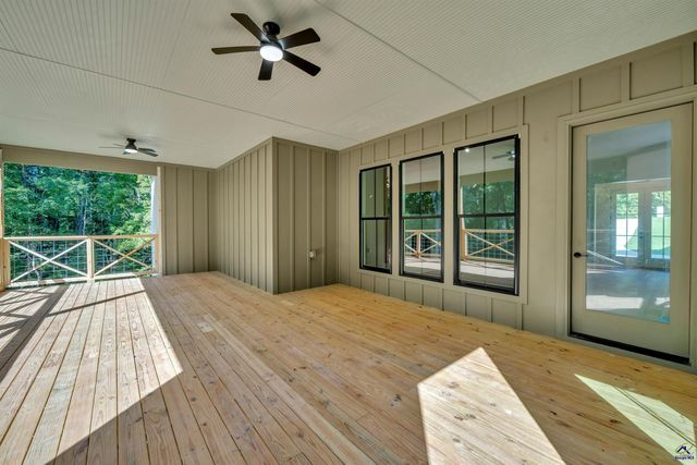 40 Laurel Ridge, Forsyth, GA 31029