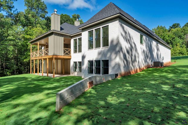 40 Laurel Ridge, Forsyth, GA 31029