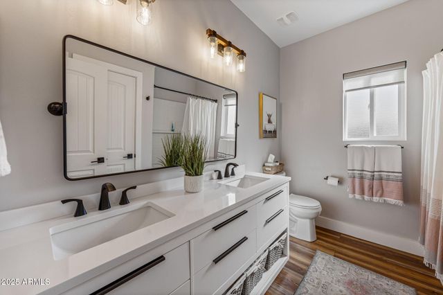 100 W PINE HAVEN Circle, Show Low, AZ 85901