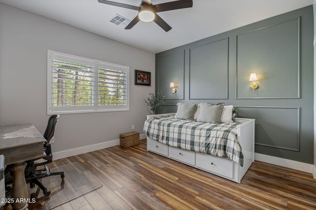 100 W PINE HAVEN Circle, Show Low, AZ 85901