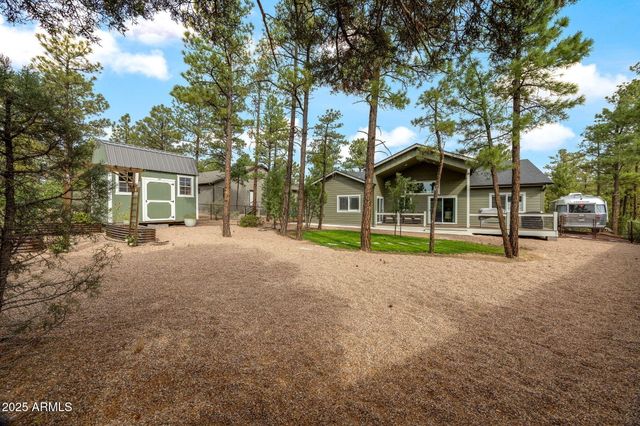 100 W PINE HAVEN Circle, Show Low, AZ 85901