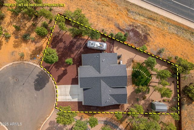 100 W PINE HAVEN Circle, Show Low, AZ 85901