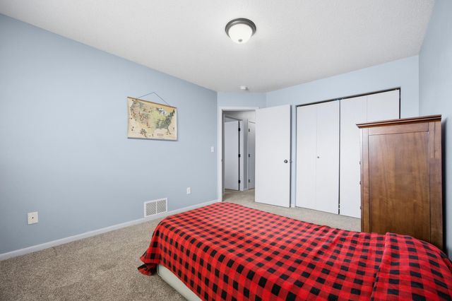 4804 51st Avenue S, Fargo, ND 58104