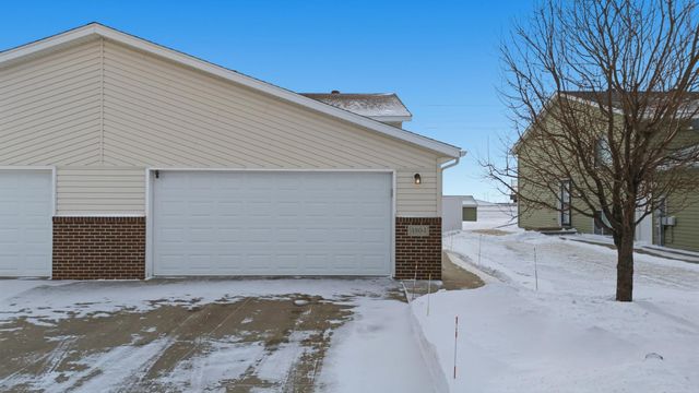 4804 51st Avenue S, Fargo, ND 58104