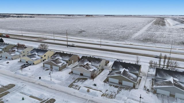 4804 51st Avenue S, Fargo, ND 58104