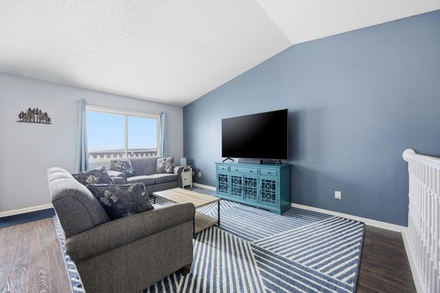 4804 51st Avenue S, Fargo, ND 58104