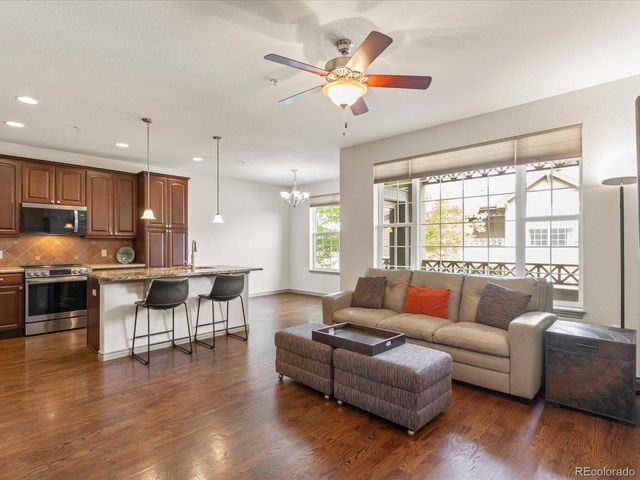 11923 W Long Cir 103, Littleton, CO 80127
