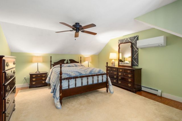 12 Hillside Dr, Brimfield, MA 01010