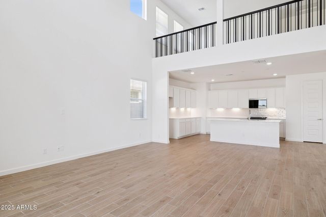 17753 W VOGEL Avenue, Waddell, AZ 85355