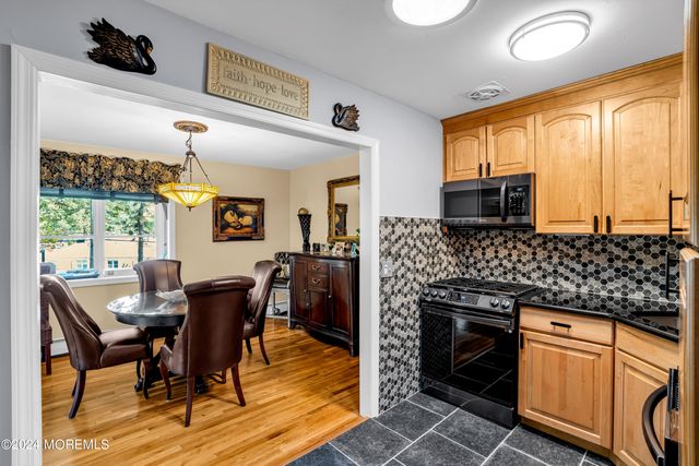 8C Willow Street, Toms River, NJ 08757