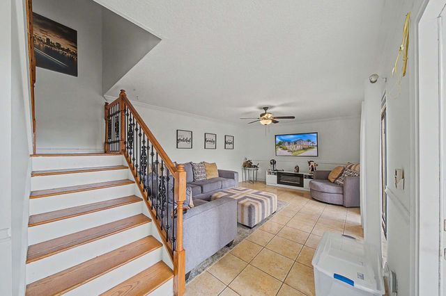 149 Lake Arbor Drive, Palm Springs, FL 33461