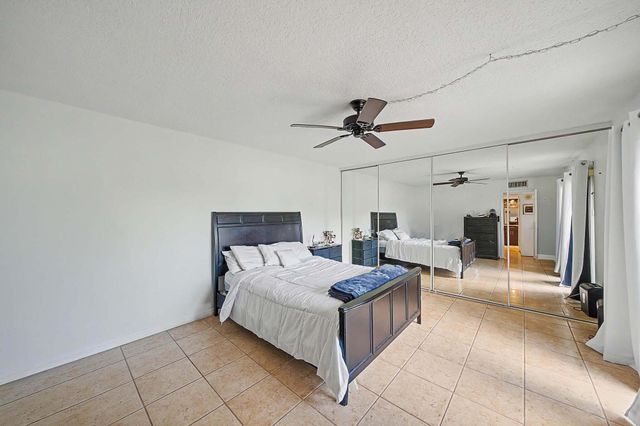 149 Lake Arbor Drive, Palm Springs, FL 33461