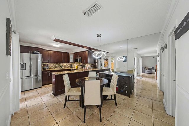 149 Lake Arbor Drive, Palm Springs, FL 33461